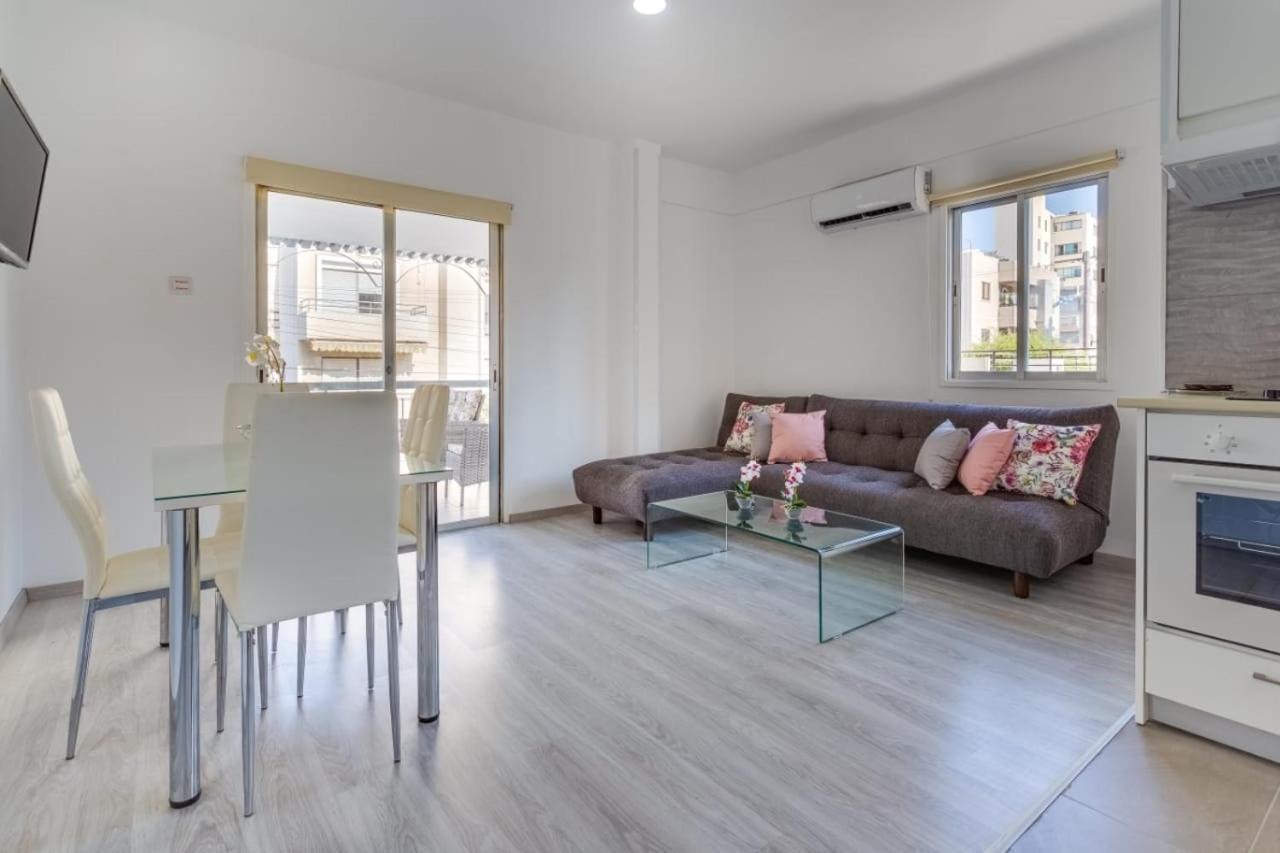 Downtown Larnaca Leilighet Eksteriør bilde